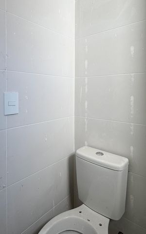 Apartamento à venda com 67m², 2 quartos e 1 vaga Apartamento à venda com 67m², 2 quartos e 1 vagaBanheiro Social