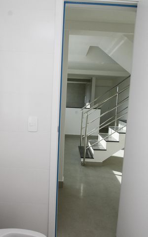 Apartamento à venda com 78m², 2 quartos e 2 vagasBanheiro 1