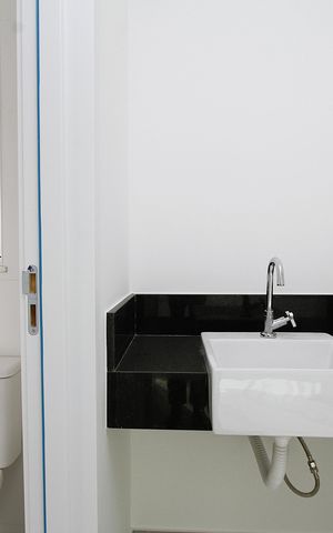 Apartamento à venda com 78m², 2 quartos e 2 vagasBanheiro Social