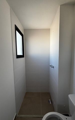 Apartamento à venda com 112m², 3 quartos e 3 vagas Apartamento à venda com 112m², 3 quartos e 3 vagasBanheiro da Suíte 2