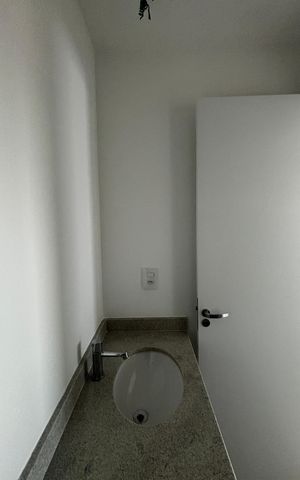 Apartamento à venda com 112m², 3 quartos e 3 vagas Apartamento à venda com 112m², 3 quartos e 3 vagasLavabo