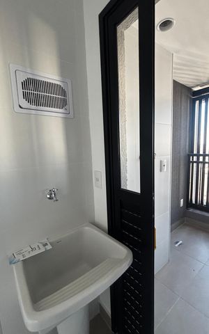 Apartamento à venda com 112m², 3 quartos e 3 vagas Apartamento à venda com 112m², 3 quartos e 3 vagasÁrea de Serviço