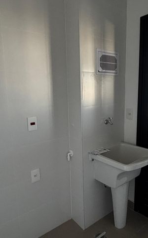Apartamento à venda com 112m², 3 quartos e 3 vagas Apartamento à venda com 112m², 3 quartos e 3 vagasÁrea de Serviço