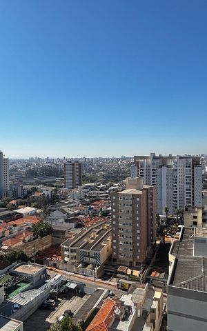 Apartamento à venda com 112m², 3 quartos e 3 vagas Apartamento à venda com 112m², 3 quartos e 3 vagasÁrea de Serviço - Varanda