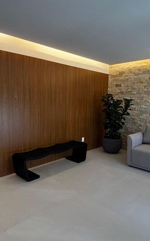 Apartamento à venda com 112m², 3 quartos e 3 vagas Apartamento à venda com 112m², 3 quartos e 3 vagasHall de entrada