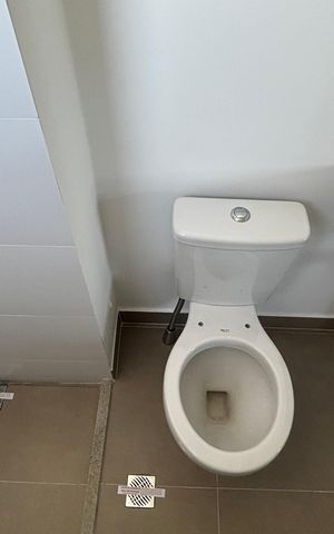 Apartamento à venda com 112m², 3 quartos e 3 vagas Apartamento à venda com 112m², 3 quartos e 3 vagasBanheiro da Suíte 2