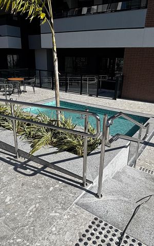 Apartamento à venda com 112m², 3 quartos e 3 vagas Apartamento à venda com 112m², 3 quartos e 3 vagasRampa - Corrimão