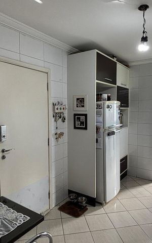 Apartamento para alugar com 90m², 3 quartos e 2 vagasCozinha