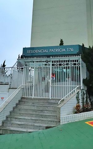 Apartamento para alugar com 90m², 3 quartos e 2 vagasFachada