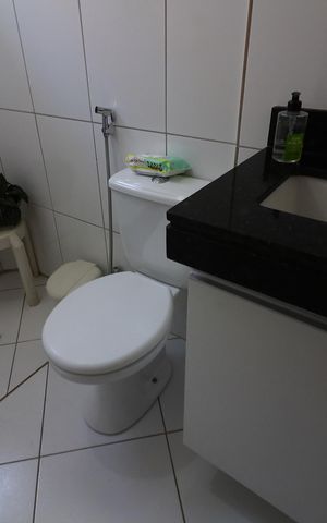 Casa à venda com 208m², 5 quartos e 4 vagasBanheiro 3