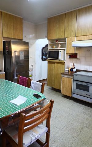 Casa à venda com 208m², 5 quartos e 4 vagasCozinha