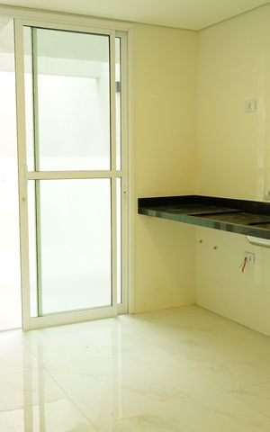 Casa à venda com 100m², 3 quartos e 2 vagasCozinha