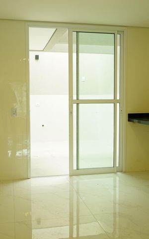 Casa à venda com 100m², 3 quartos e 2 vagasCozinha