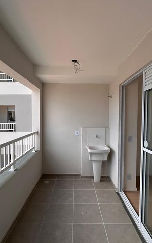 Apartamento para alugar com 35m², 2 quartos e sem vaga Apartamento para alugar com 35m², 2 quartos e sem vagaVaranda e área de serviço