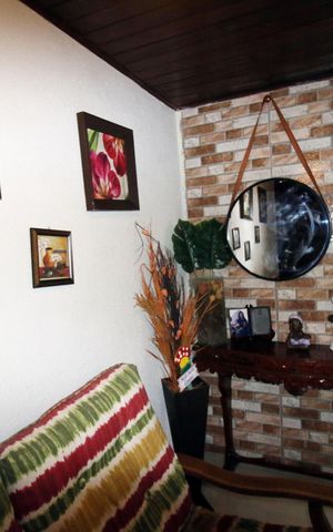Casa para alugar com 150m², 4 quartos e 1 vagaHall de acesso
