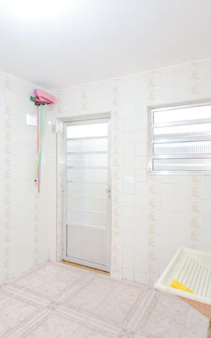 Casa para alugar com 169m², 2 quartos e 1 vagaÁrea de Serviço