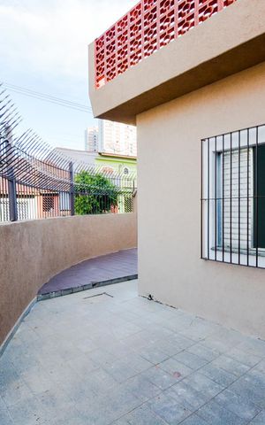 Casa para alugar com 169m², 2 quartos e 1 vagaQuintal 