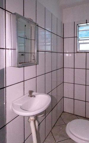 Apartamento para alugar com 55m², 2 quartos e sem vagaBanheiro