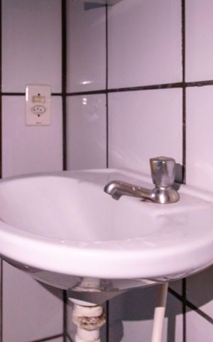 Apartamento para alugar com 55m², 2 quartos e sem vagaBanheiro