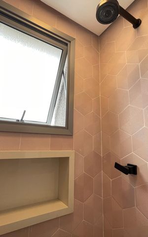 Apartamento para alugar com 68m², 1 quarto e 2 vagas Apartamento para alugar com 68m², 1 quarto e 2 vagasBanheiro