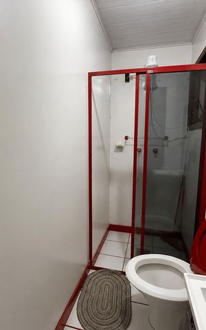 Casa para alugar com 236m², 4 quartos e 2 vagas Casa para alugar com 236m², 4 quartos e 2 vagasBanheiro de serviço