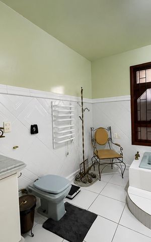 Casa para alugar com 236m², 4 quartos e 2 vagas Casa para alugar com 236m², 4 quartos e 2 vagasBanheiro social 2