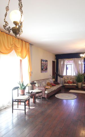 Apartamento à venda com 80m², 3 quartos e 2 vagasSala