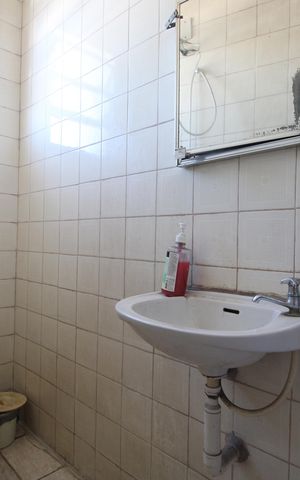 Apartamento à venda com 80m², 3 quartos e 2 vagasÁrea de serviço - Banheiro
