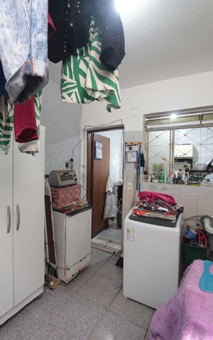 Casa de condomínio à venda com 65m², 2 quartos e 1 vagaÁrea de Serviço