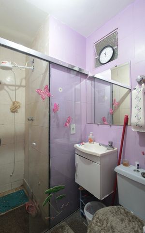 Casa de condomínio à venda com 65m², 2 quartos e 1 vagaBanheiro