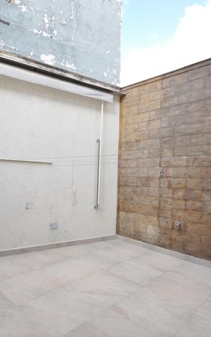 Casa à venda com 400m², 4 quartos e 5 vagasQuintal