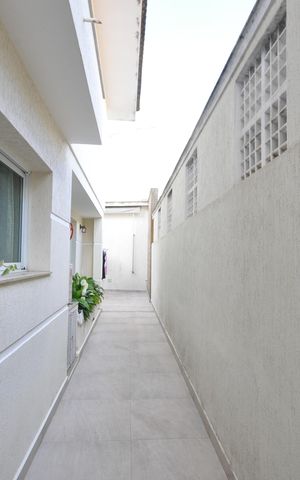 Casa à venda com 400m², 4 quartos e 5 vagasQuintal