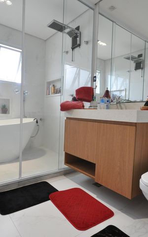 Casa à venda com 400m², 4 quartos e 5 vagasBanheiro da Suíte Master
