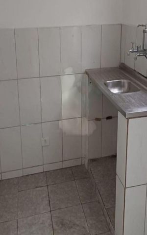 Casa à venda com 200m², 2 quartos e 2 vagas