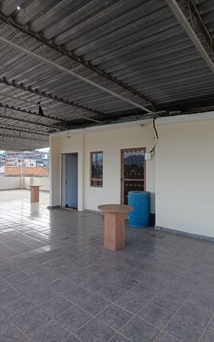 Casa para alugar com 180m², 4 quartos e 3 vagas Casa para alugar com 180m², 4 quartos e 3 vagasTerraço