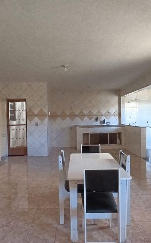 Casa para alugar com 180m², 4 quartos e 3 vagas Casa para alugar com 180m², 4 quartos e 3 vagasCozinha
