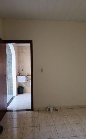 Casa para alugar com 180m², 4 quartos e 3 vagas