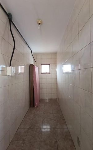 Casa para alugar com 180m², 4 quartos e 3 vagas Casa para alugar com 180m², 4 quartos e 3 vagasÁrea de Serviço