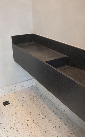 Casa de condomínio à venda com 375m², 4 quartos e 4 vagasLavabo