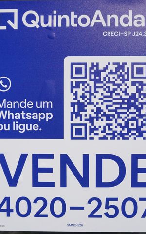 Casa de condomínio à venda com 375m², 4 quartos e 4 vagasFachada