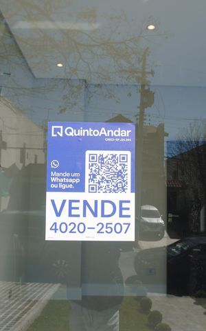 Casa de condomínio à venda com 375m², 4 quartos e 4 vagasFachada