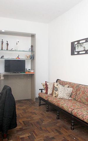 Casa à venda com 180m², 3 quartos e 2 vagasSala 1