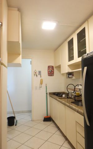 Apartamento à venda com 49m², 2 quartos e 1 vagaCozinha