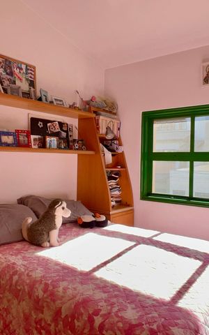 Casa de condomínio à venda com 300m², 4 quartos e 2 vagas Casa de condomínio à venda com 300m², 4 quartos e 2 vagasQuarto 1