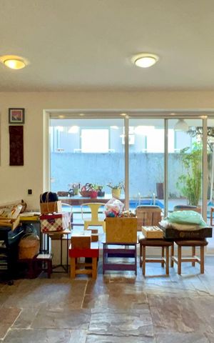 Casa de condomínio à venda com 300m², 4 quartos e 2 vagas Casa de condomínio à venda com 300m², 4 quartos e 2 vagasSalão