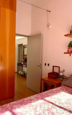 Casa de condomínio à venda com 300m², 4 quartos e 2 vagas Casa de condomínio à venda com 300m², 4 quartos e 2 vagasQuarto 1