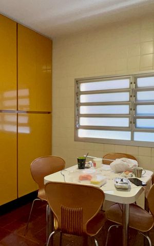 Casa de condomínio à venda com 300m², 4 quartos e 2 vagas Casa de condomínio à venda com 300m², 4 quartos e 2 vagasCopa