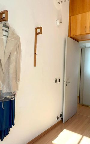 Casa de condomínio à venda com 300m², 4 quartos e 2 vagas Casa de condomínio à venda com 300m², 4 quartos e 2 vagasSuíte 1