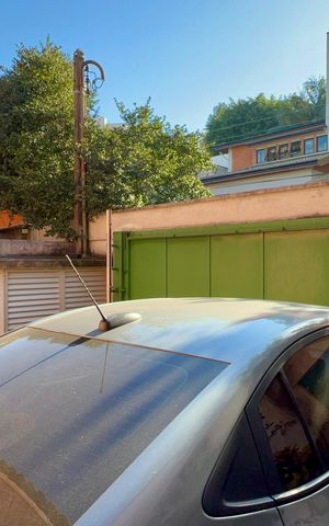 Casa de condomínio à venda com 300m², 4 quartos e 2 vagas Casa de condomínio à venda com 300m², 4 quartos e 2 vagasGaragem