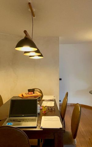 Casa de condomínio à venda com 300m², 4 quartos e 2 vagas Casa de condomínio à venda com 300m², 4 quartos e 2 vagasSala de Jantar